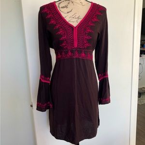New Cejohn embroidered dress